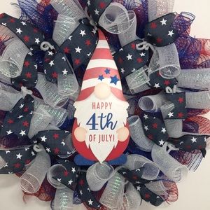 🎉🎉 CLOSET CLEAR OUT 🎉🎉🎉🎉New Gnome “Happy 4th of July” Hand Crafted Wreath